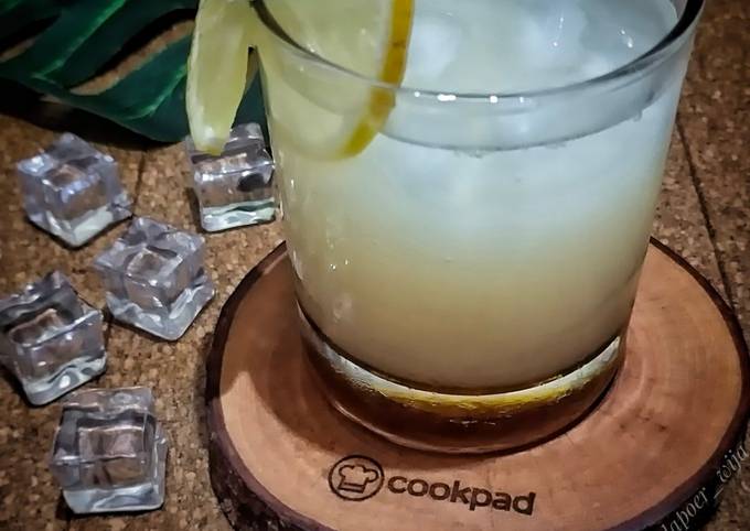 Moctail Madu