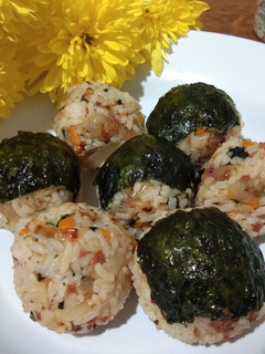 Foto resep Jumeokbap (Nasi Kepal Korea)