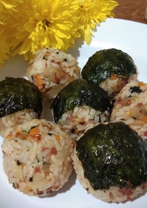 Foto resep Jumeokbap (Nasi Kepal Korea)