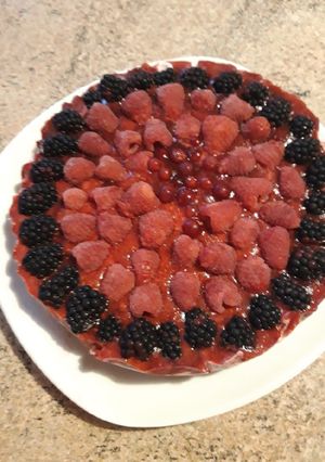 Foto di Cheesecake senza (uova e panna)ai frutti di bosco