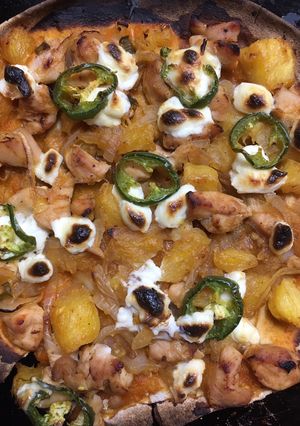 Una foto de Pizza tropical saludable