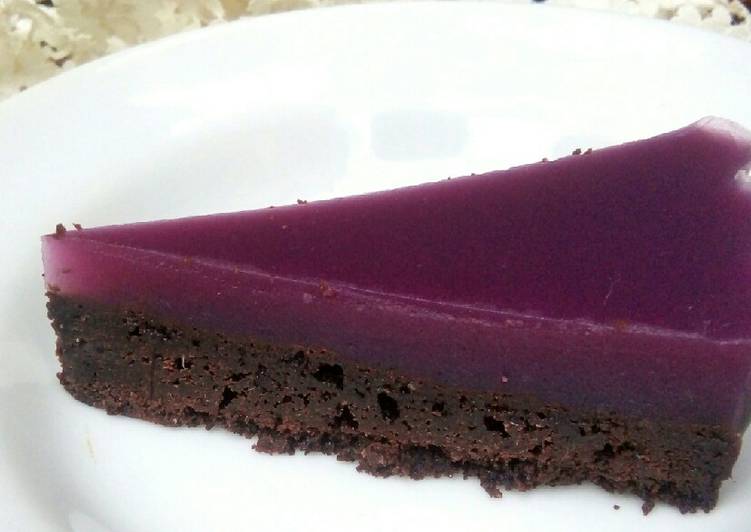 Brownie Bottom Purple Sweet Potato Pudding Pie