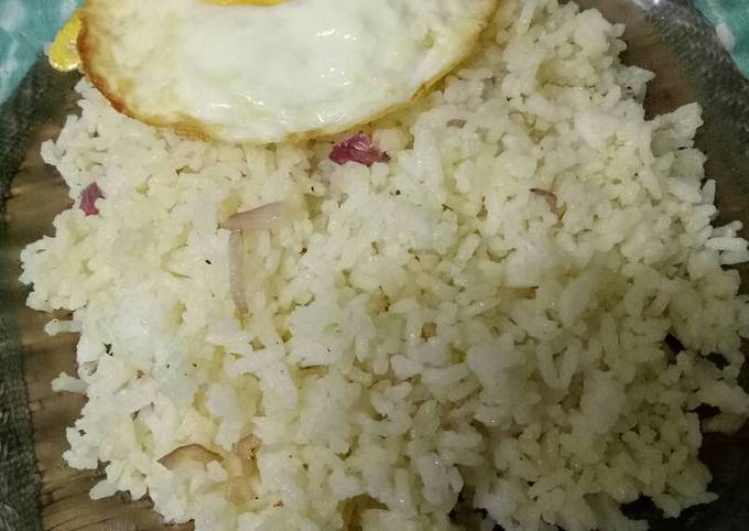 Resep Nasi goreng bawang oleh Kiki Daulay - Cookpad