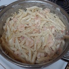 A picture of Cajun Shrimp Alfredo.