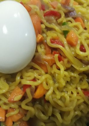 A picture of Garnished noddles.