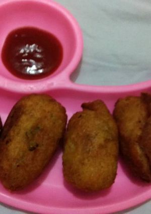 A picture of Stuff bread roll.