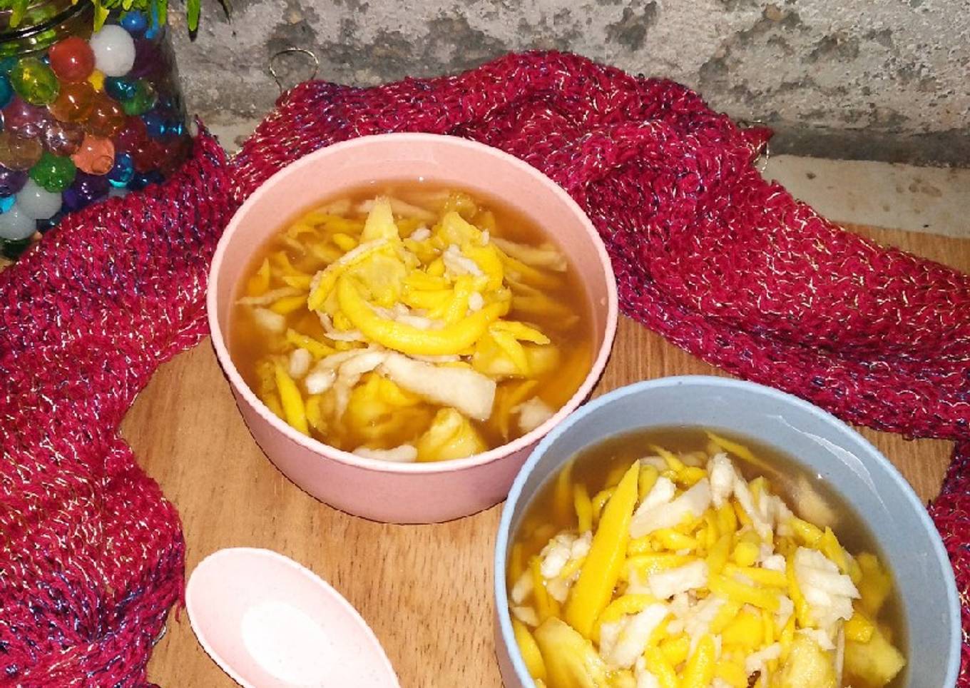 *Es Rujak Serut Nutrisari*