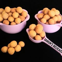 A picture of Peanut burger.