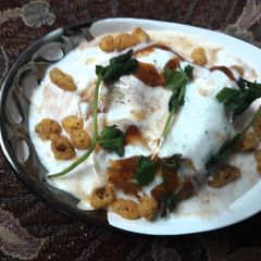 A picture of Dahi Vada.