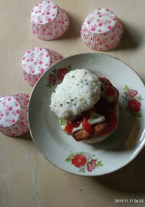 Foto resep Burger Nasi Isi Chicken Teriyaki