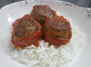 Una foto de Albóndigas de berenjena con salsa filetto