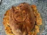 Pão alentejano recheado com atum