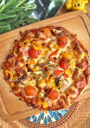 Hình của món Pizza Đế Mỏng Không Men Nở.