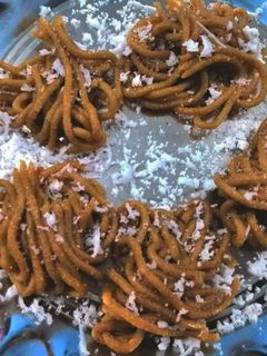 கோதுமை இடியாப்பம் செய்முறை முக்கிய புகைப்படம்