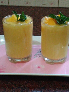 A picture of Mango shake.
