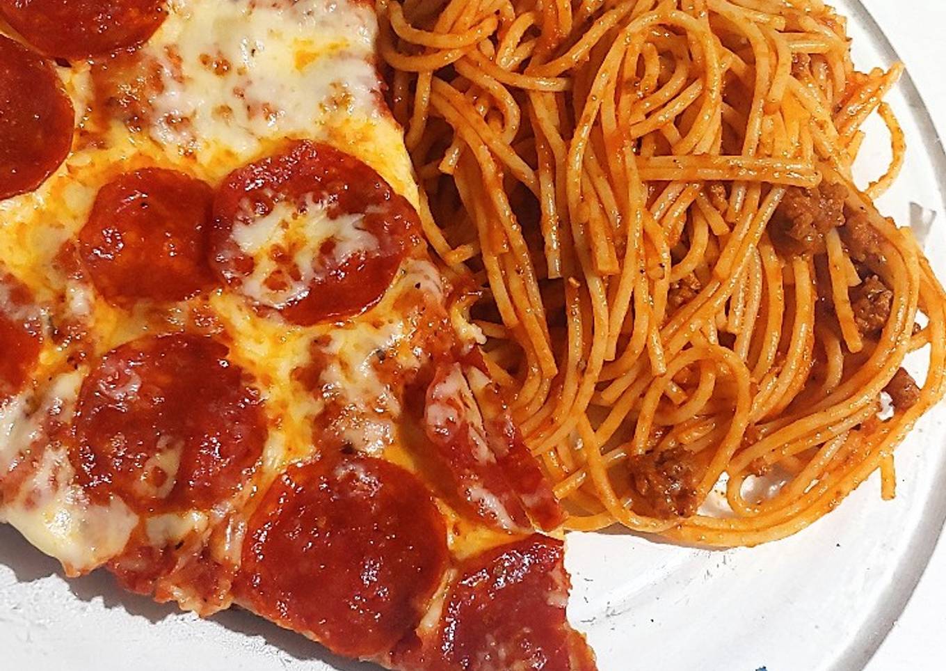 Espagueti a la boloñesa😋🍝
