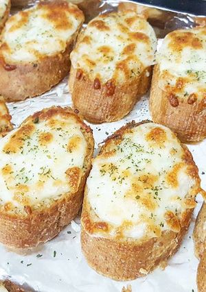 Foto resep Homemade garlic bread