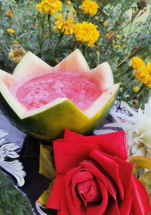 A picture of Watermelon juice.