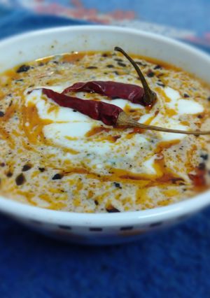 দই তরকা(doi tarka recipe in Bengali) রেসিপির প্রধান ছবি