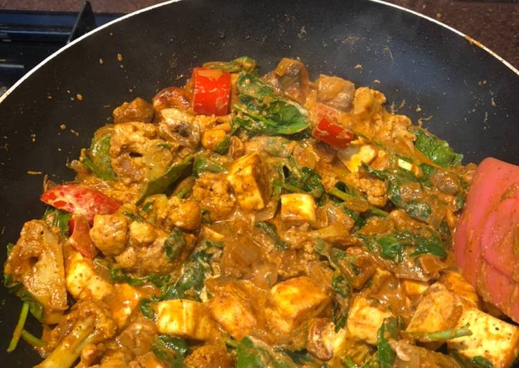 How to Make Homemade Saag paneer