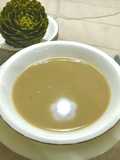 Crema de alcachofa con tallos reciclados