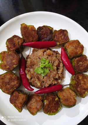 A picture of Stuffed capsicum.