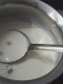 ஏலக்காய் பால் செய்முறை முக்கிய புகைப்படம்