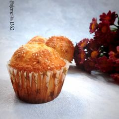 Yazdi Cakes (Persian Cardamom Cupcakes) A picture of Yazdi Cakes (Persian Cardamom Cupcakes).