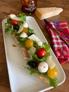 Une photo de ☆Tartines de Roquette à l'Italienne☆