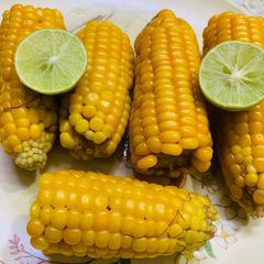 Boiled corn 🌽 A picture of Boiled corn 🌽.