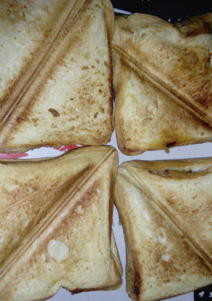 A picture of Toast Bread.