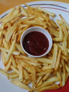 ફ્રેન્ચ ફ્રાઈસ (French Fries Recipe In Gujarati) રેસીપી મુખ્ય ફોટો