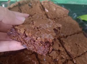 Una foto de Brownie fácil y económico🙌🏼