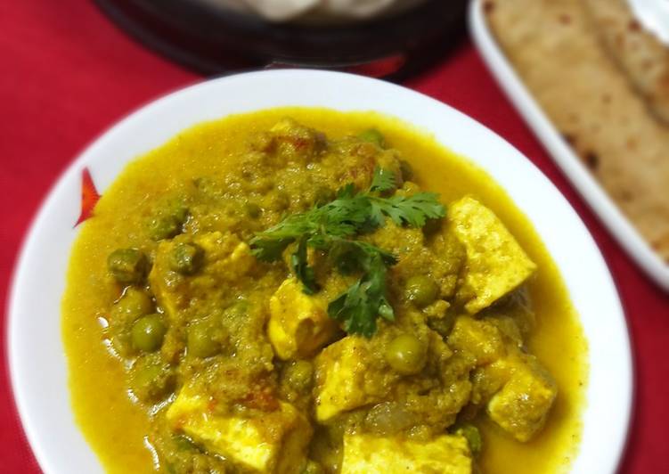 Hariyali mutter paneer