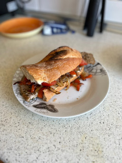Una foto de Bocadillo de ternera