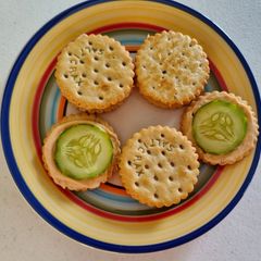 A picture of Quick biscuit sandwich.