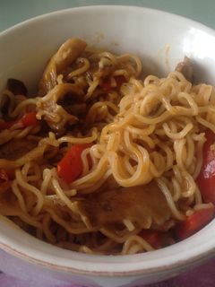 Una foto de Noodles con ternera a las hierbas provenzales