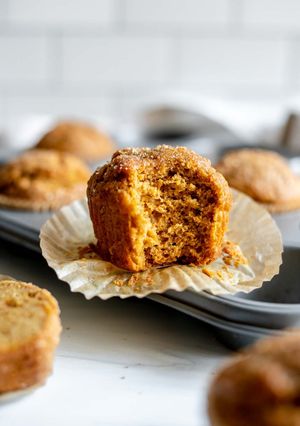 A picture of Pumpkin spice muffins.