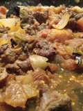 لحمة مشوية مع بصل وبندورة