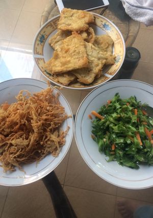 Foto resep Menu hari Senin (Tempe Mendoan, Jamur Enoki Goreng, Tumis Kecipir Wortel)