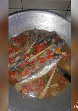 Foto resep Asem2 pedas pindang layang bumbu iris