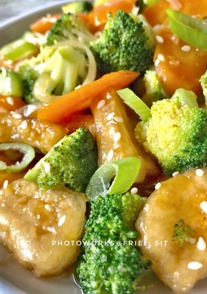 Foto resep Sesame tofu with broccoli-carrot