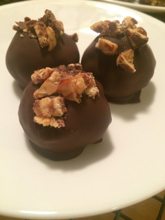 A picture of Snickers Brownie Balls.