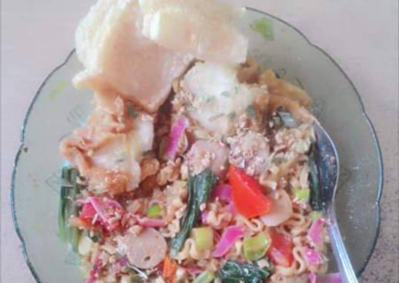 Mie Rebus Rempah Yang Menghangatkan Tubuh