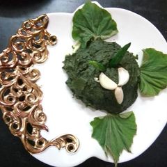 A picture of Lau pata paste.
