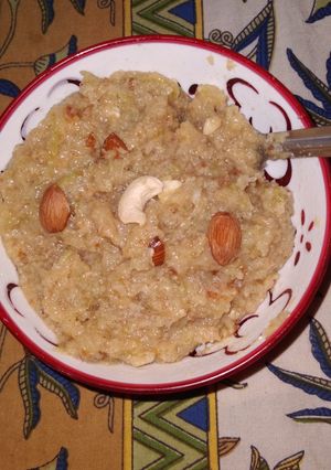 A picture of 😋लौकी का हलवा 😋.