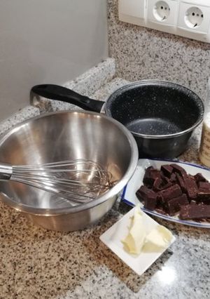 Una foto de Ganache de chocolate negro