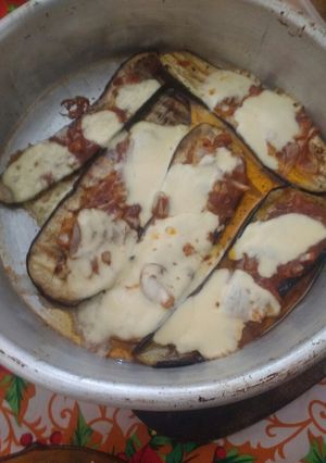 Una foto de Beregenas a la pizza napolitana