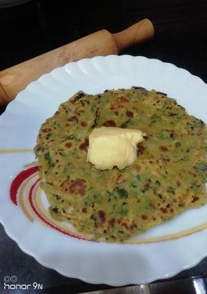 A picture of Methi & bajra Paratha.