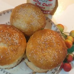 A picture of Shami buns with homebakebuns.